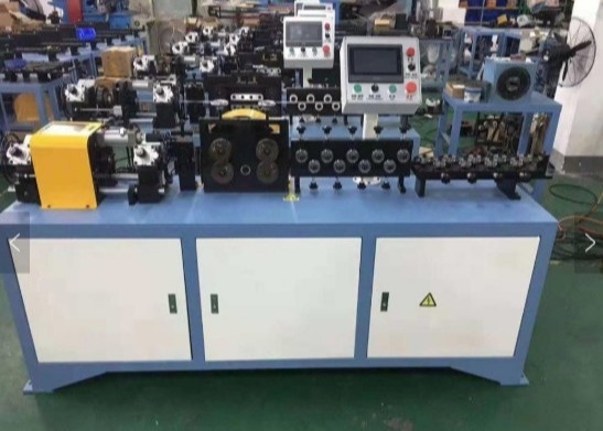 Small Error Tube Straightening &amp; Cutting Machine Low Power Consumption